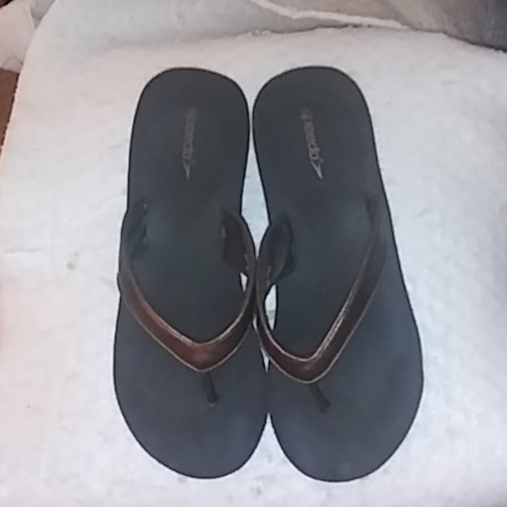 Speedos slip on sandals